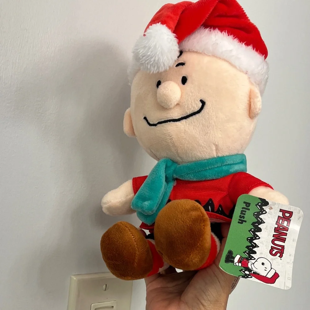 Peanuts Plush Toy with Santa Hat